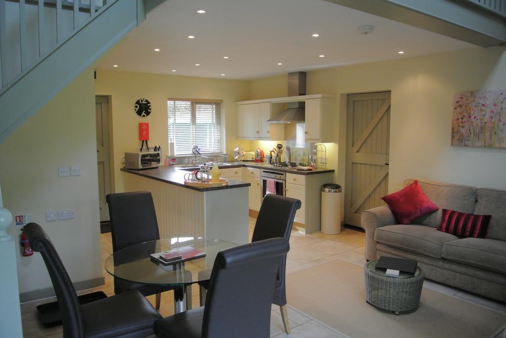 Frith Farm House Cottages Newnham  部屋 写真